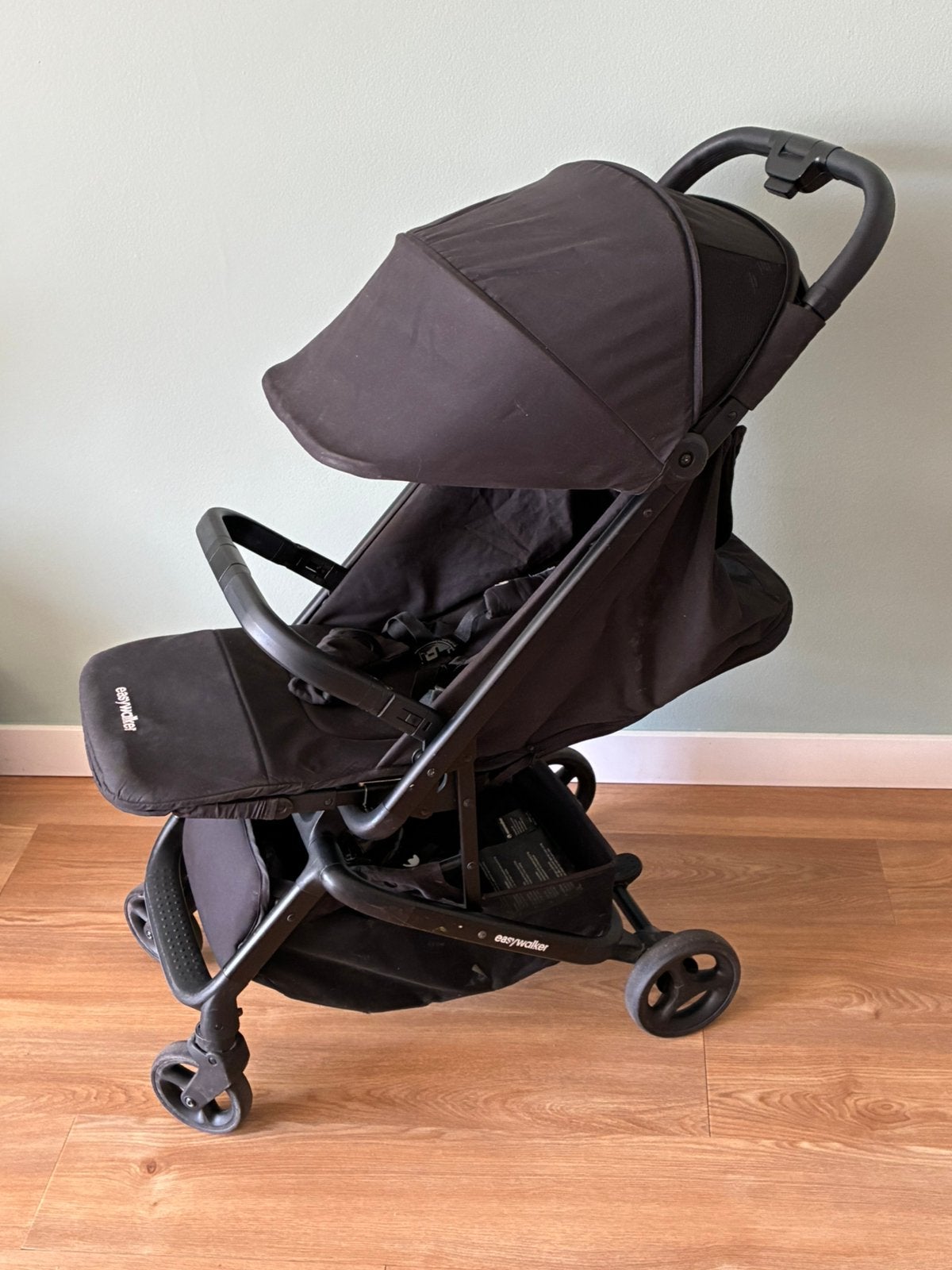 Easywalker Miley GO Buggy - Pure Black, Kinderen en Baby's, Buggy's, Ophalen, Gebruikt, Overige merken, Verstelbare rugleuning