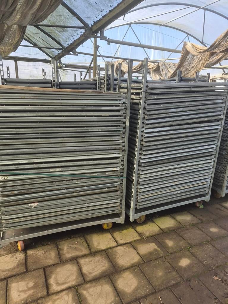platen,  deense karren schappen,  container leggers, Ophalen, Gebruikt
