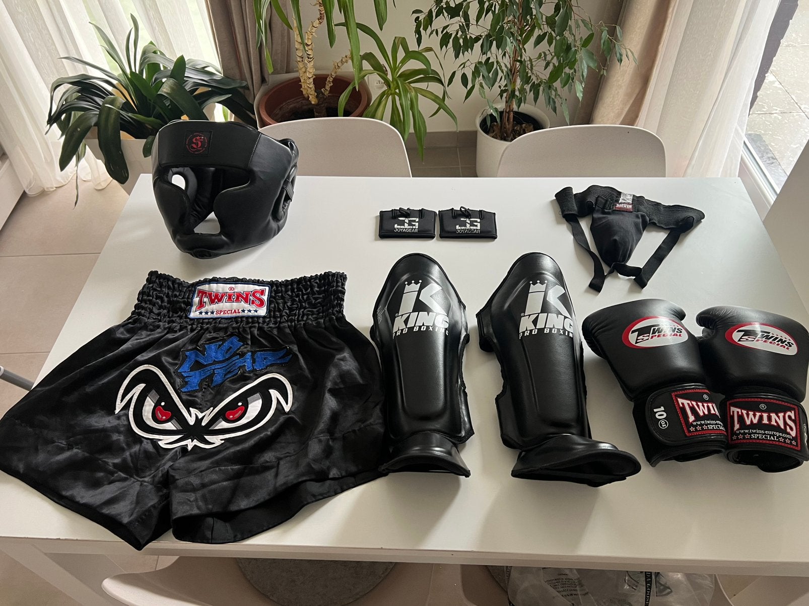 Complete Kickboks set nieuw twins king pro booster joyagear, Ophalen of Verzenden, Nieuw, Overige