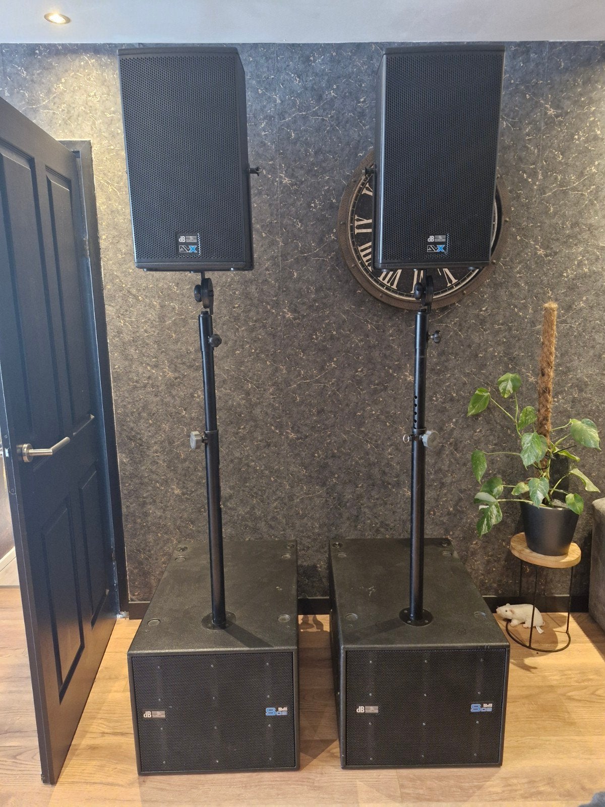 db technologies dva/dvx set, Audio, Tv en Foto, Luidsprekers, Speakerset, Zo goed als nieuw, Ophalen, 150 watt of meer