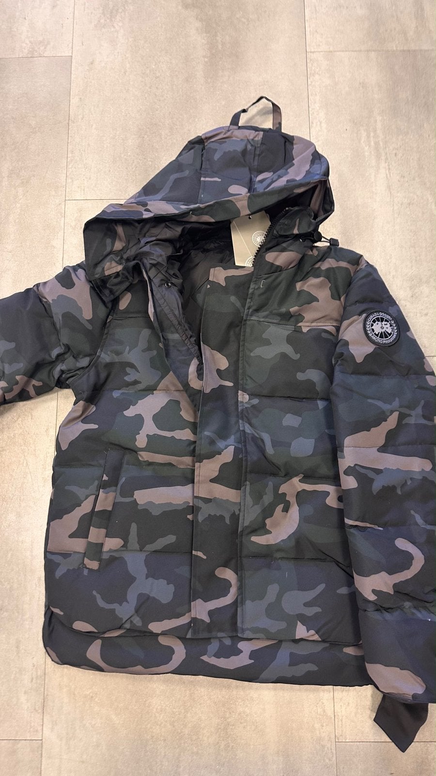 Canada Goose Camouflage Puffer Jas - Maat s tot xxl, Kleding | Heren, Ophalen of Verzenden, Zo goed als nieuw, Maat 52/54 (L)