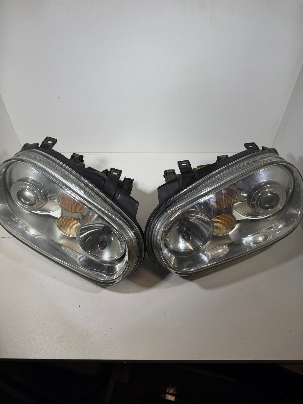 Golf 4 R32 Xenon Koplampen Set - Lees beschrijving, Ophalen, Gebruikt, Volkswagen