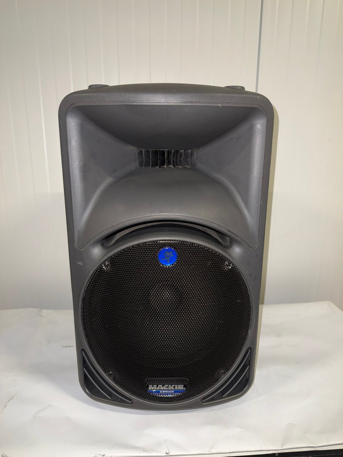 Mackie SRM450 V1, Ophalen, Zo goed als nieuw, 500 tot 1000 watt, P.A.