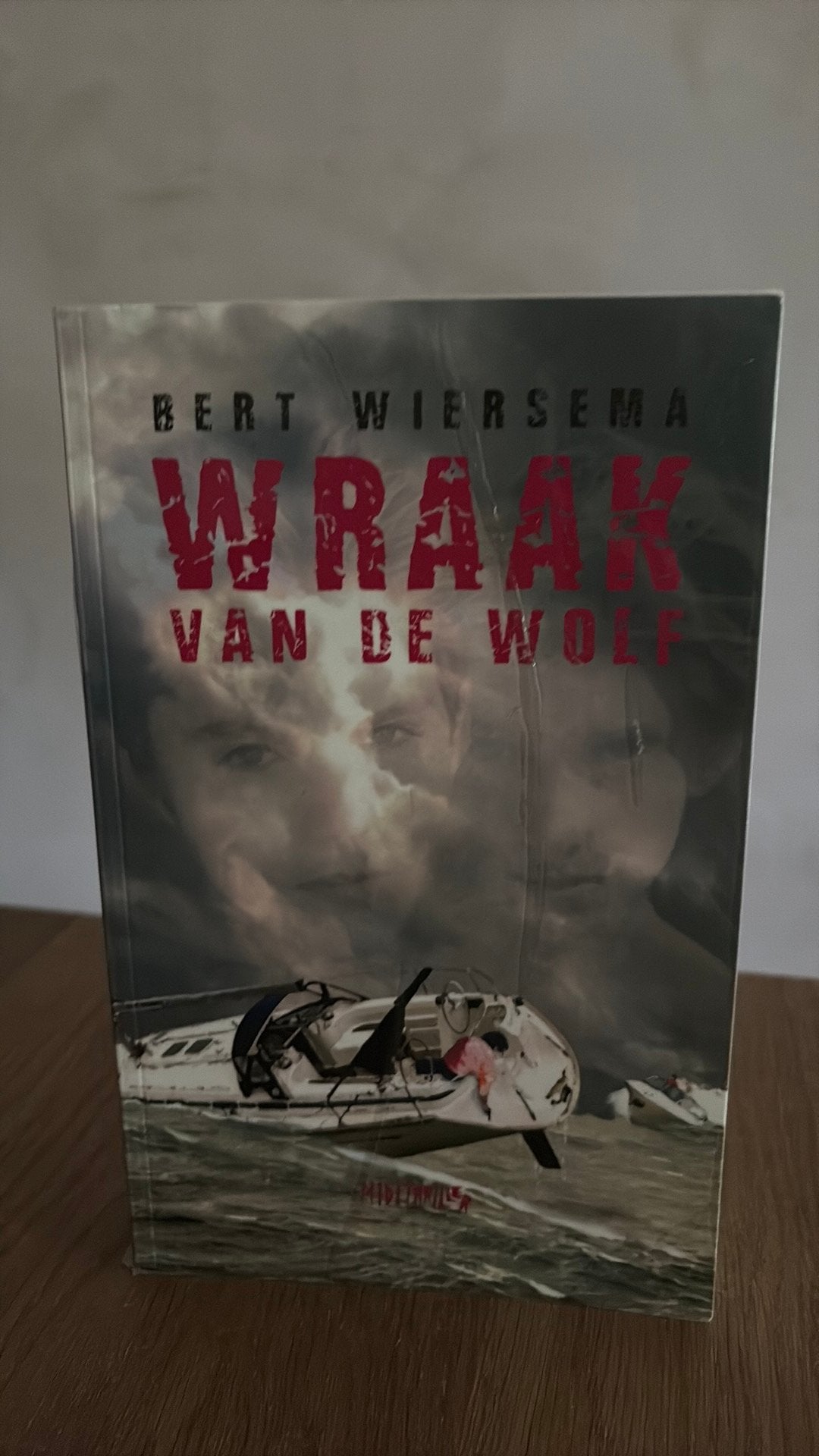 KR-8 Bert Wiersema - Wraak van de wolf, Ophalen of Verzenden, Gelezen, Bert Wiersema
