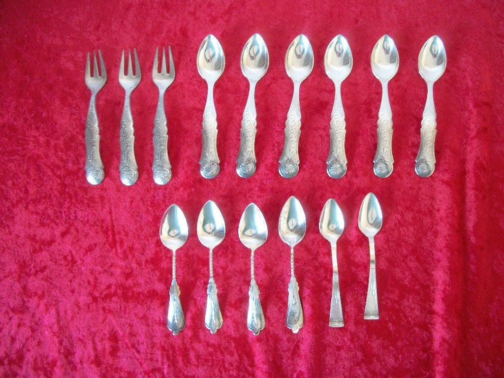 3 Taartvorkjes 6 Lepeltjes - Indonesië - netjes - per stuk, Ophalen of Verzenden