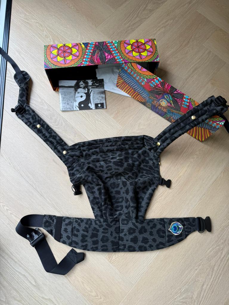 Artipoppe draagzak leopard Grey zeitgeist panter tijger, Ophalen, Zo goed als nieuw, Draagzak, Overige merken