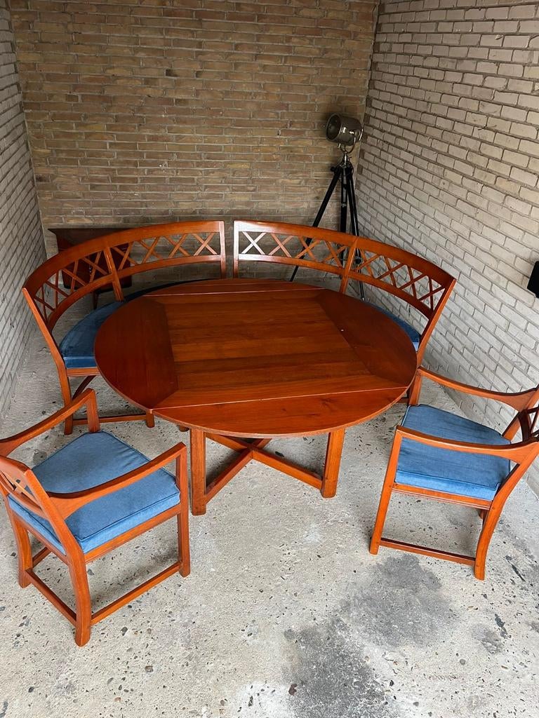Schuitema ronde eettafel met bank en stoelen, Gebruikt, Klassiek, Rond, Ophalen of Verzenden