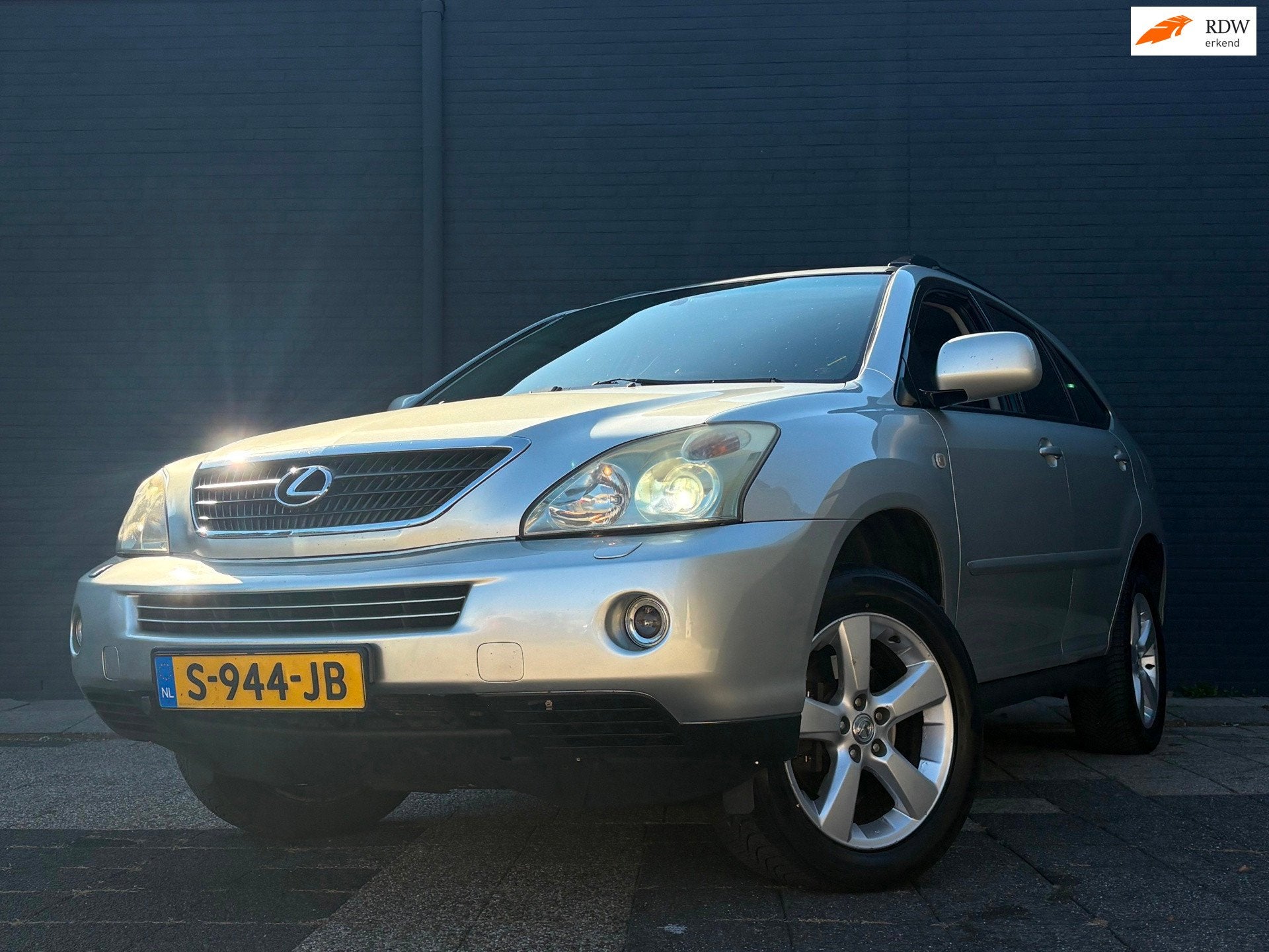 Lexus RX 400h Hybride | Camera | Stoelverwarming | Memory |, Auto's, 3311 cc, Gebruikt, Leder, Bedrijf