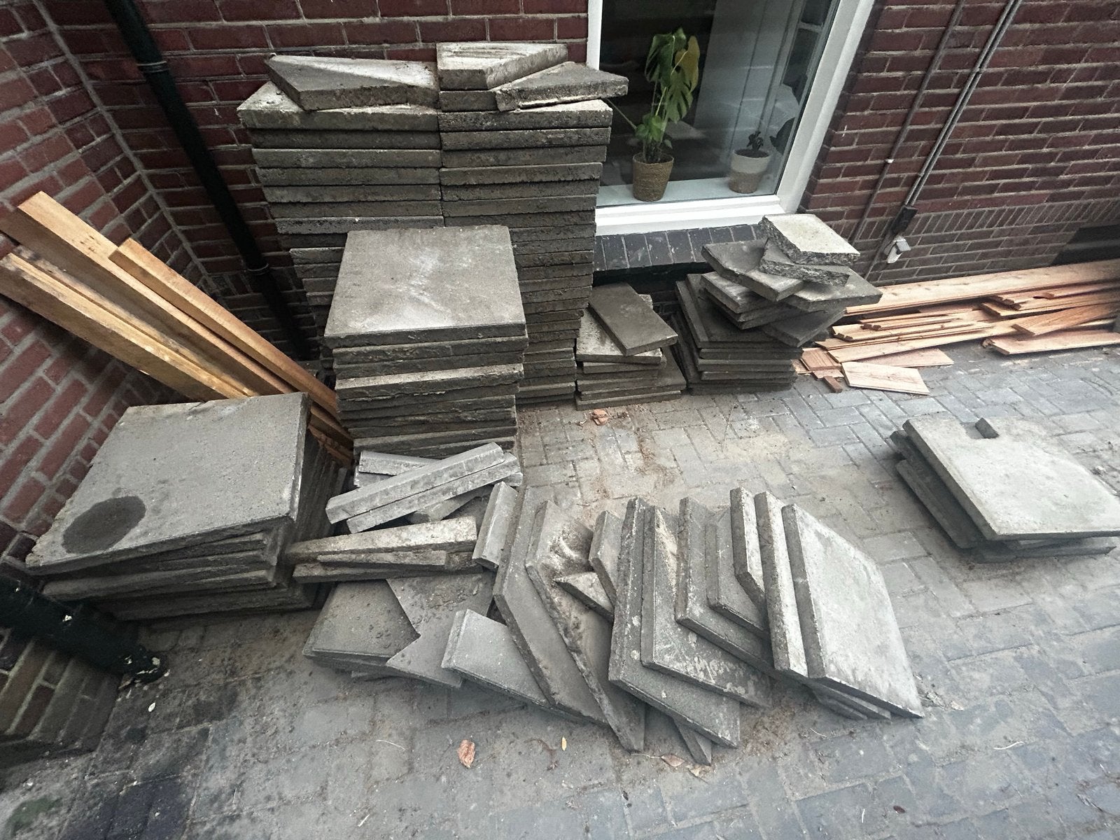 Betontegels 50x50 cm, ca. 22 m2 + ingekorte stukken, Ophalen, Gebruikt, 10 m² of meer, Beton