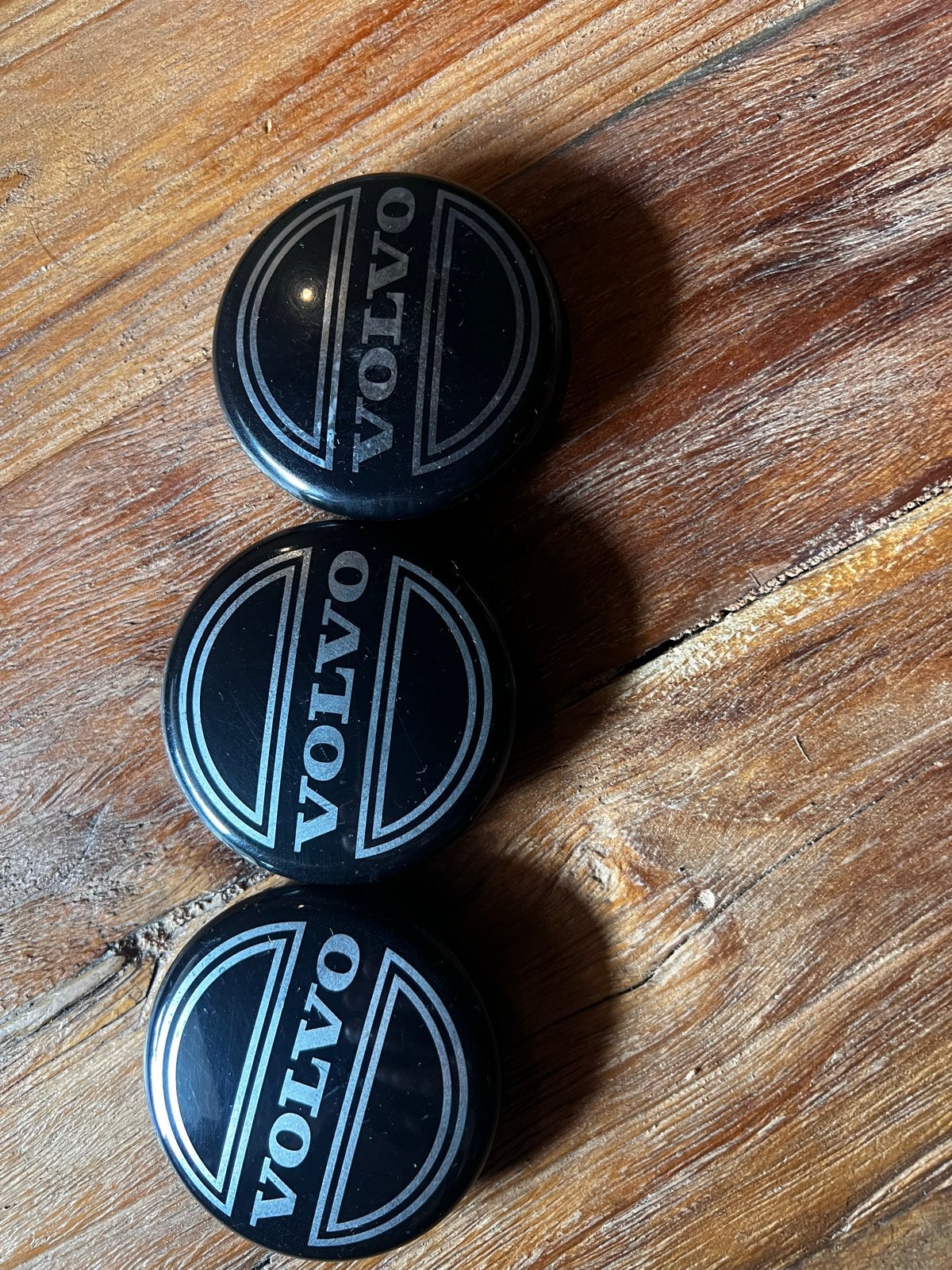 Set van 3 Volvo naafdoppen / wieldoppen, Ophalen, Gebruikt, Volvo