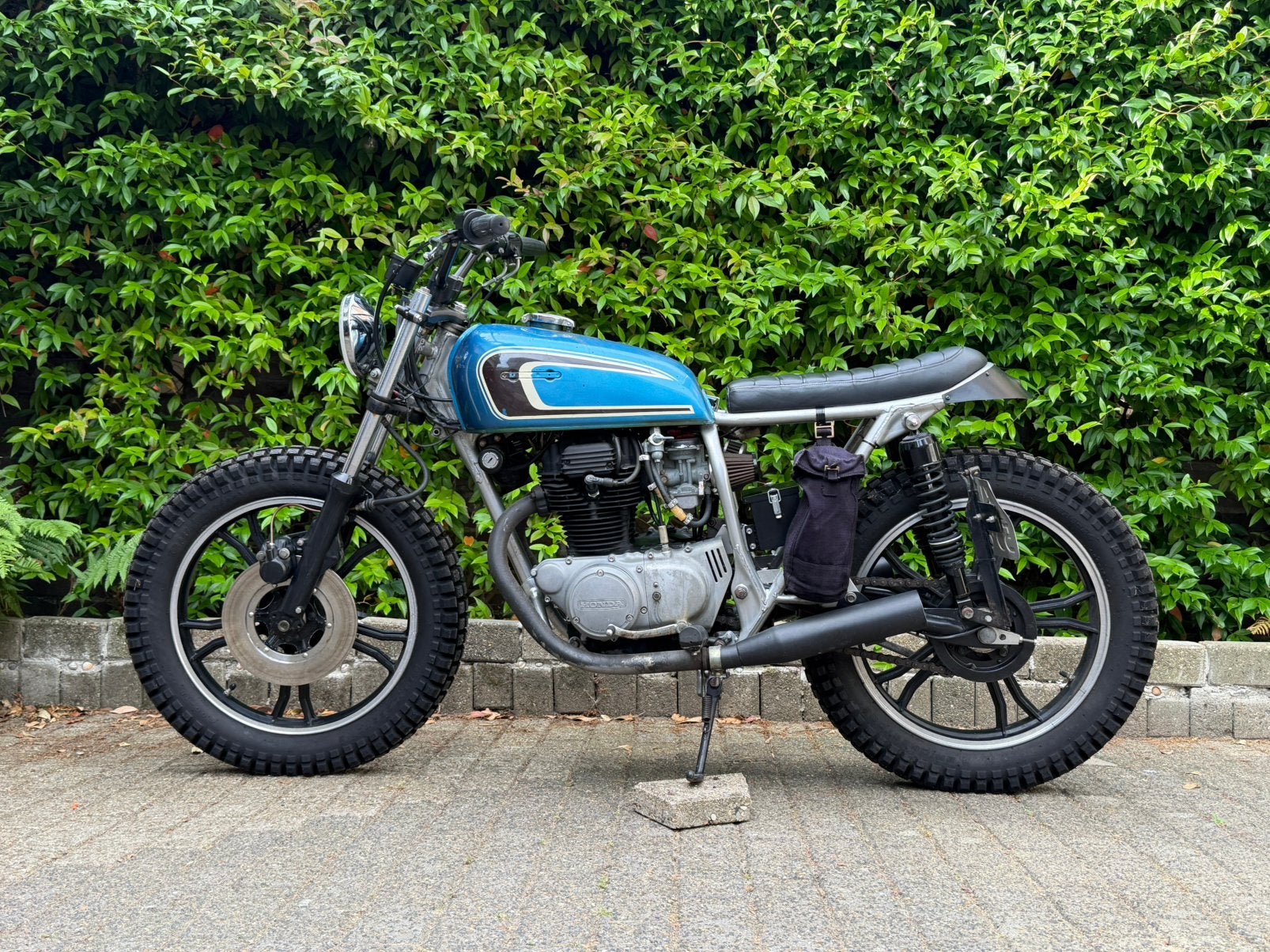 Honda CB360 1977 Flat Tracker / Street Tracker / Cafe Racer, 2 cilinders, Overig, Handgeschakeld