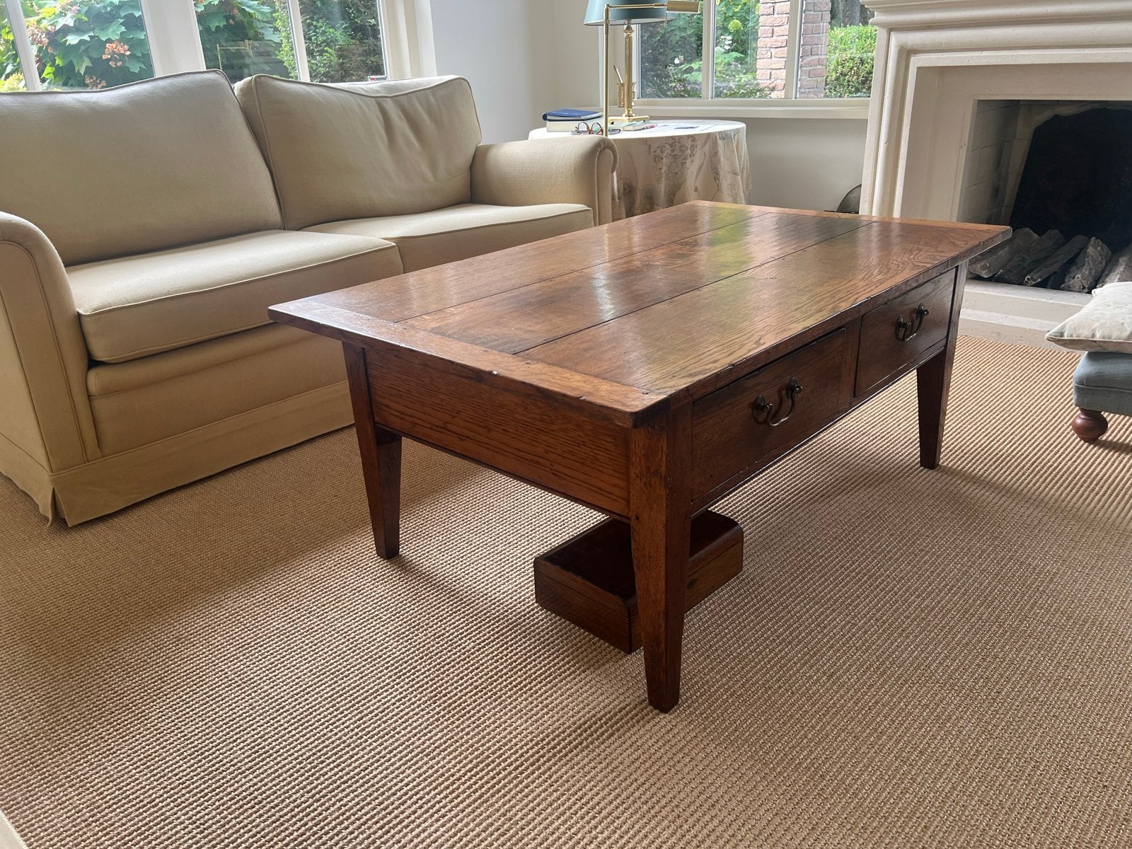 Robuuste eikenhouten salontafel met lades, Ophalen, 50 – 75, 100 tot 150 cm, Eikenhout