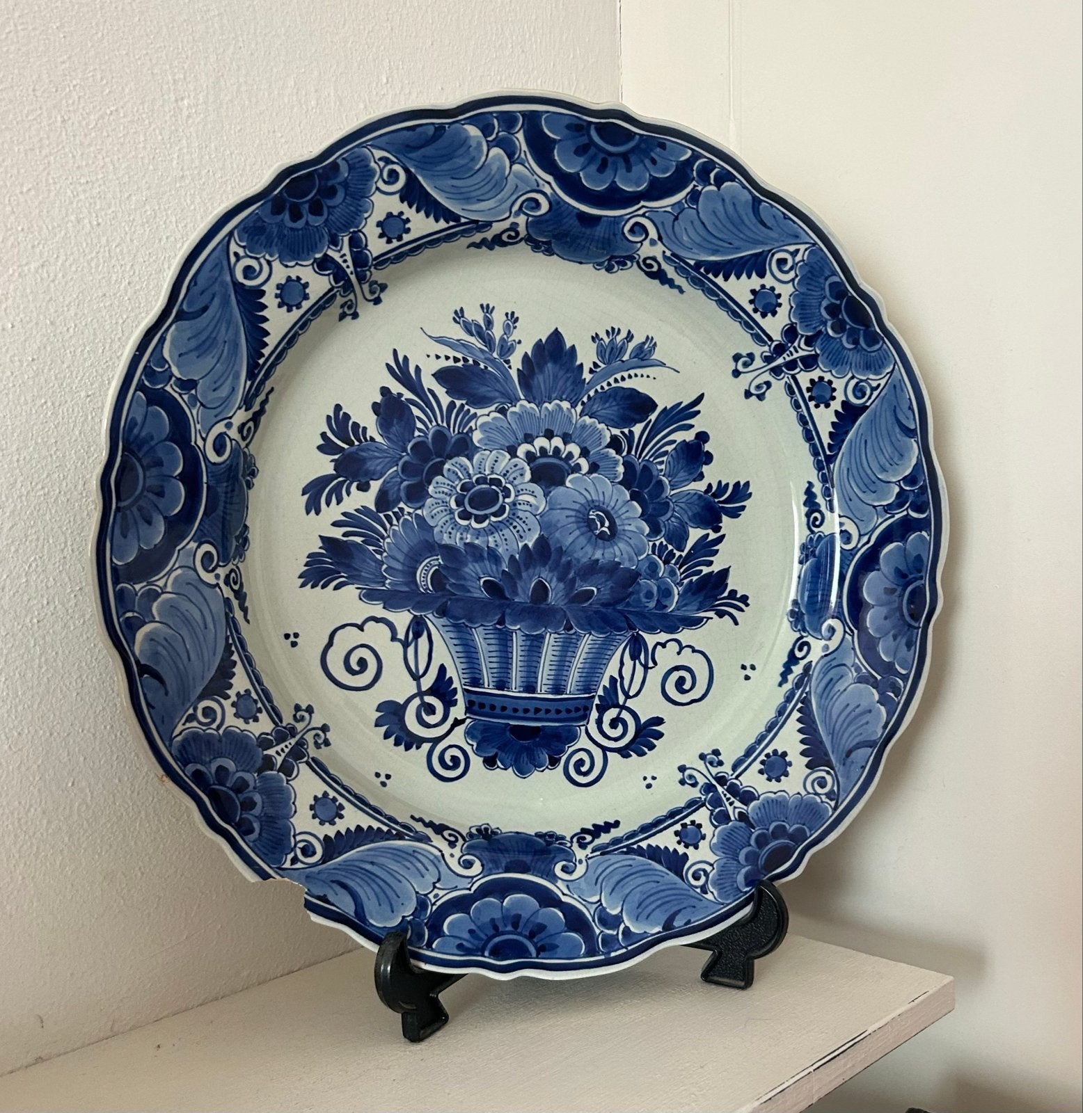 Antiek Delfts Blauw Wandbord - Bloemmand 1932, Ophalen