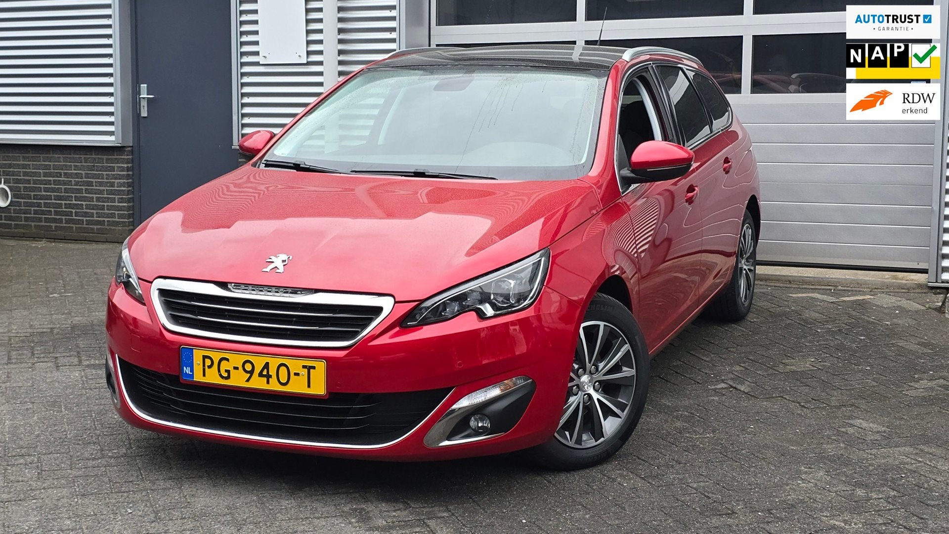 Peugeot 308 SW 1.2 PureTech Allure, Auto's, Voorwielaandrijving, Gebruikt, Euro 6, 1199 cc