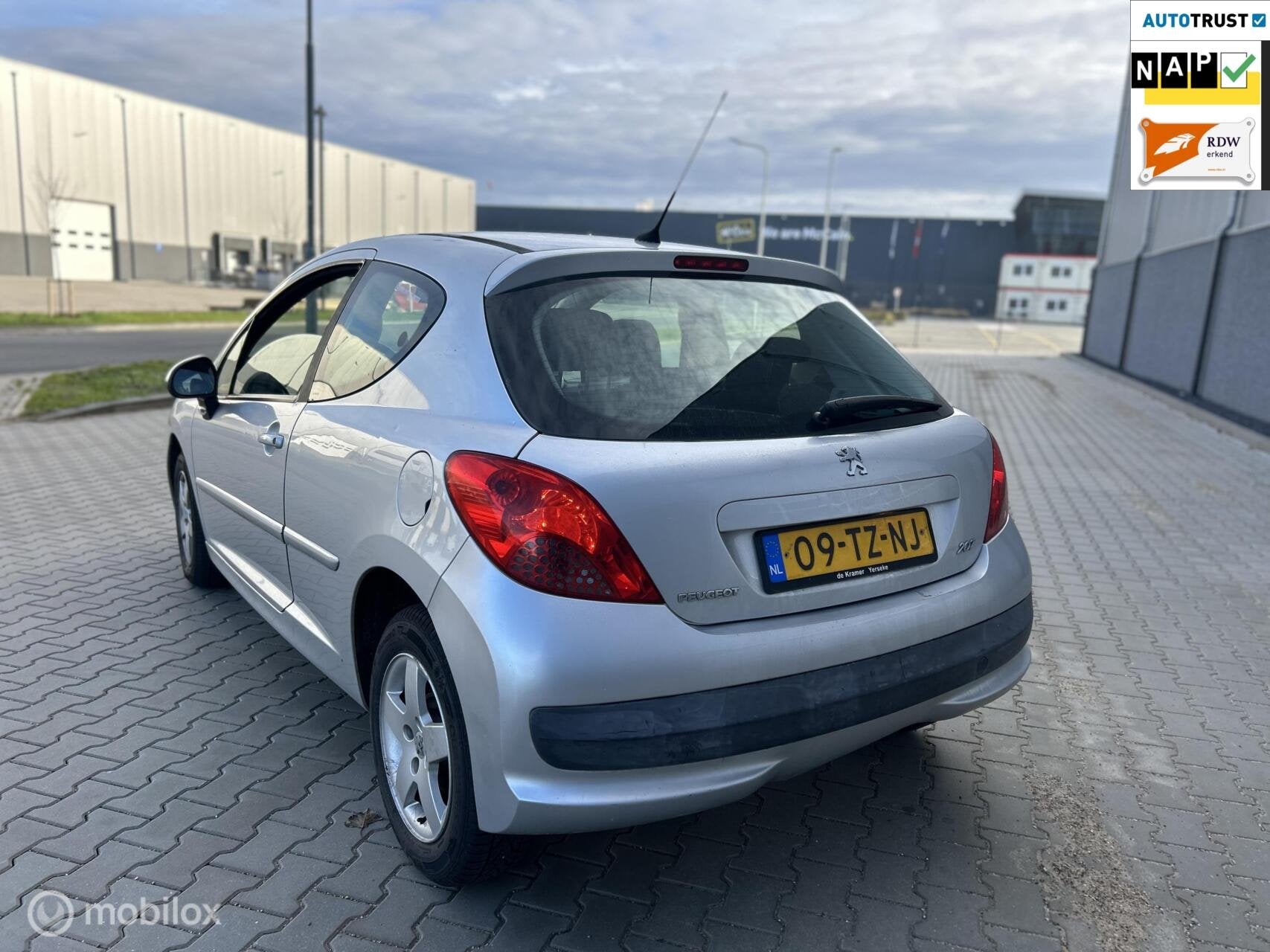 Peugeot 207 1.4-16V XS Pack|APK|AIRCO|ISO-FIX|, Voorwielaandrijving, 4 cilinders, 49 €/maand, Origineel Nederlands