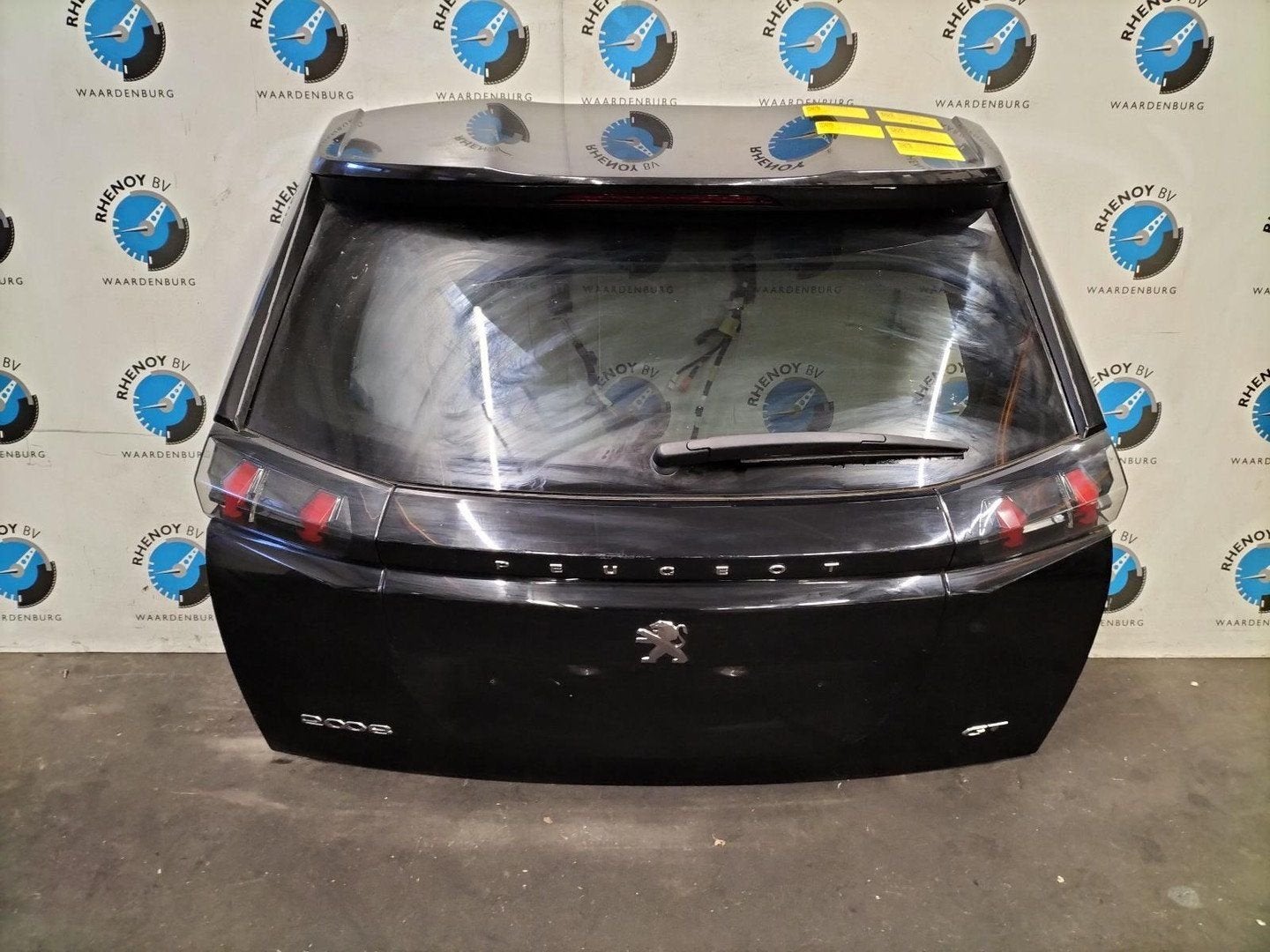 PEUGEOT 2008 P24E GT ACHTERKLEP 2023, Ophalen of Verzenden, Gebruikt, Stiba lid