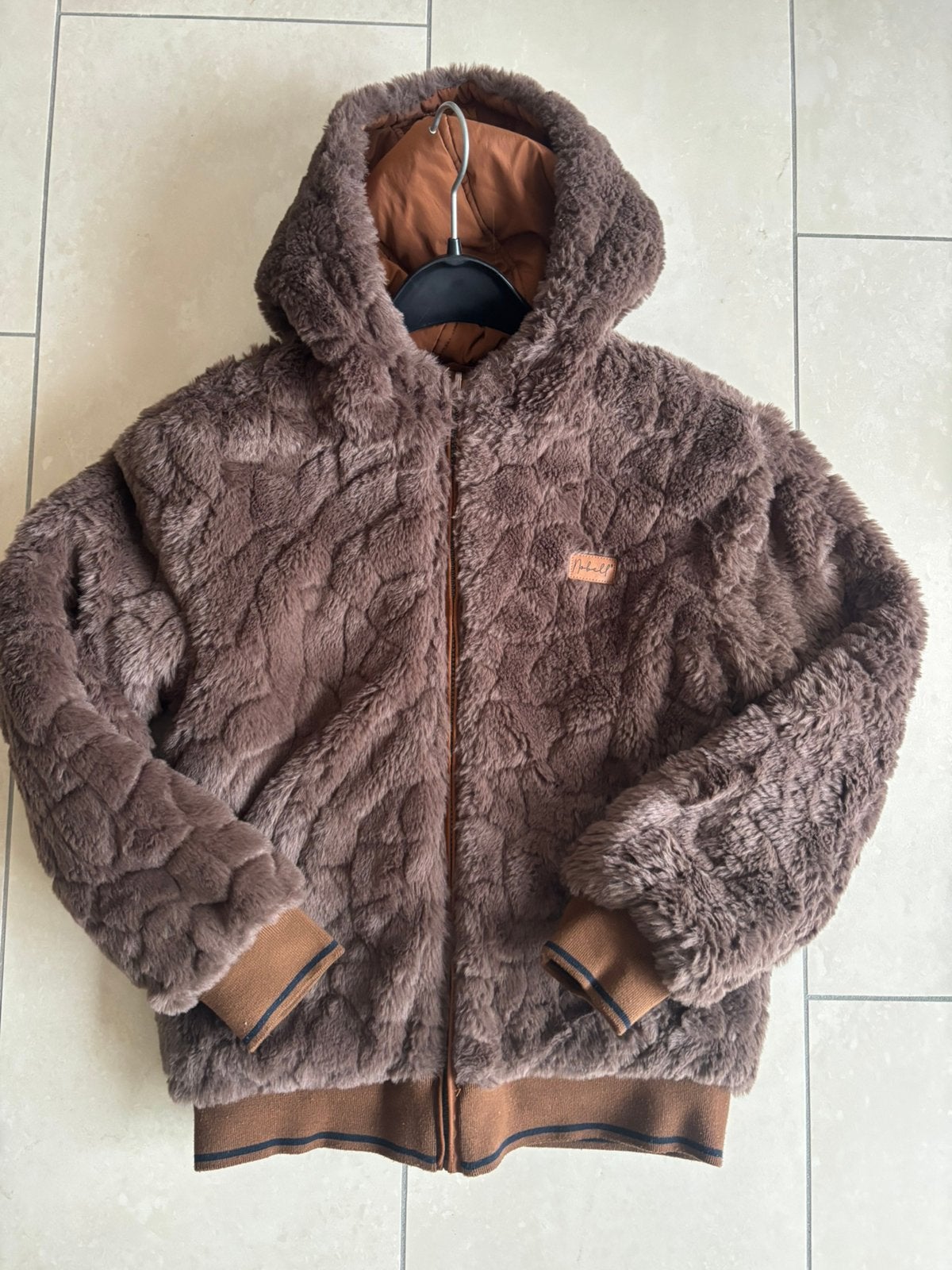 Nieuwstaat bruin fake fur bont jas Nobell maat 152, Ophalen of Verzenden, Zo goed als nieuw, Meisje, Jas