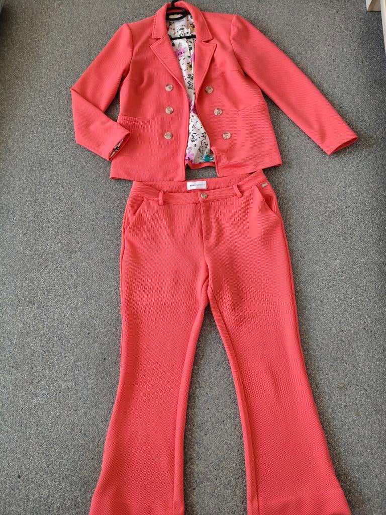 Prachtig rood Pom Amsterdam pak wafelstof piqué maat 44, Kleding | Dames, Kostuum of Pak, Verzenden, Maat 42/44 (L), Zo goed als nieuw