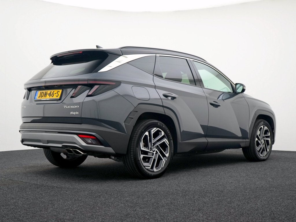 Hyundai Tucson 1.6 T-GDI PHEV Comfort Smart | Twotone | Stek, Dealer onderhouden, Gebruikt, 252 pk, Bedrijf