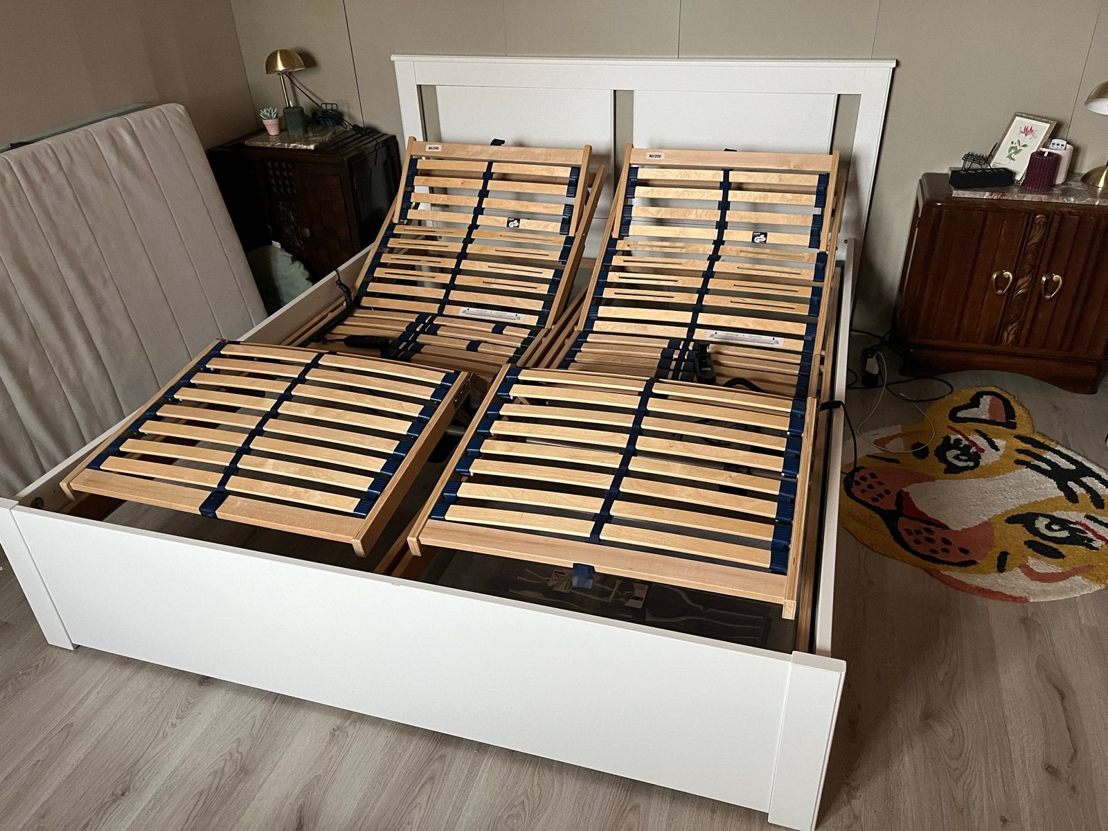 IKEA Songesand bedombouw met verstelbare lattenbodem, Ophalen, Wit, Tweepersoons, 180 cm