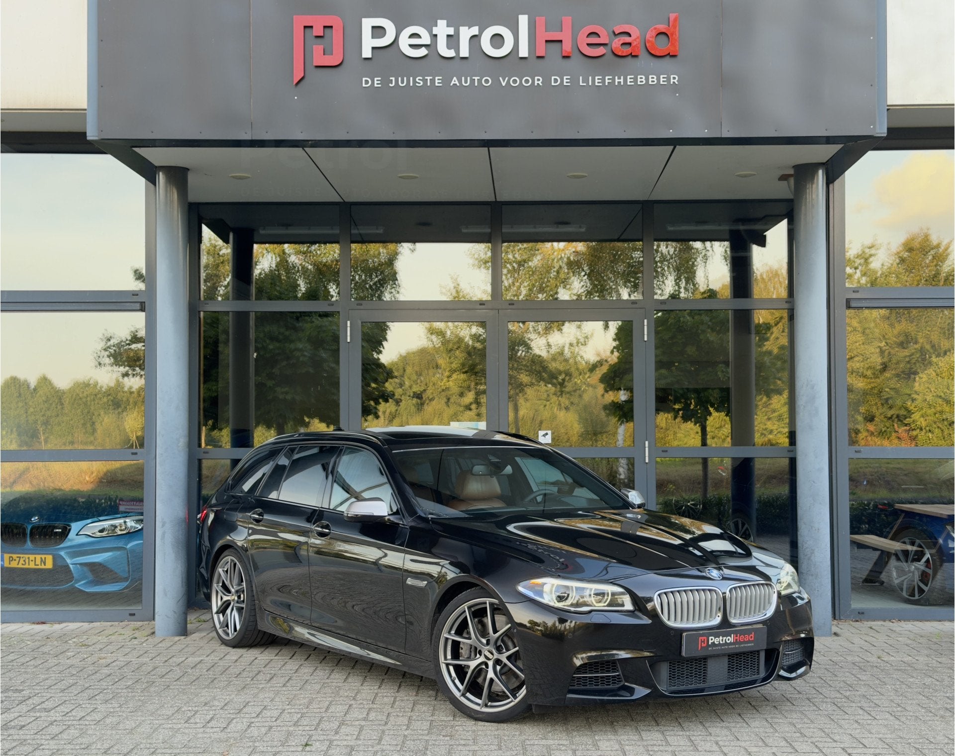 BMW 5 Serie Touring M550xd, VOL! Individual, Soft-Close, Ban, Auto's, Automaat, Dealer onderhouden, Gebruikt, Euro 6