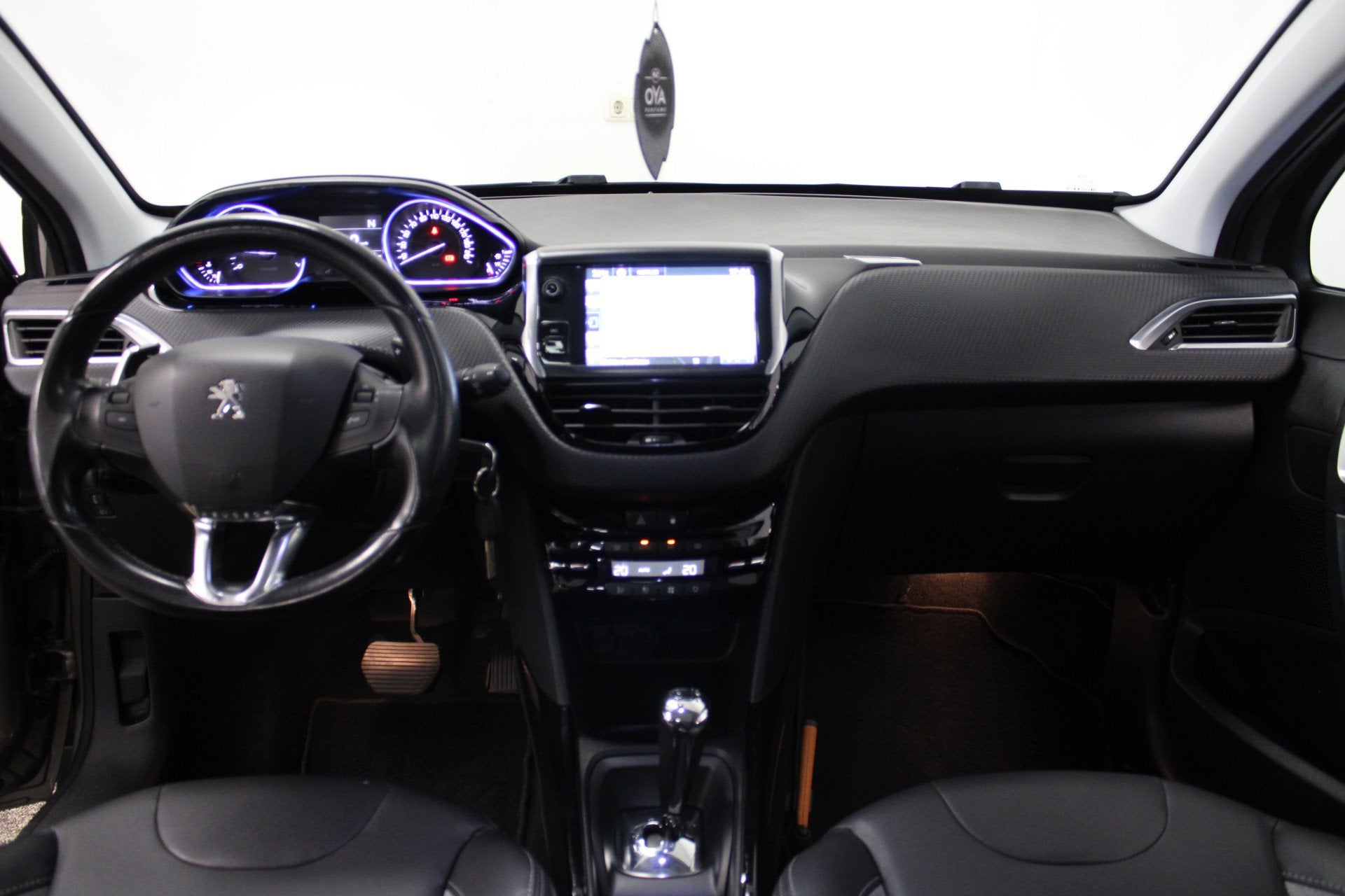 Peugeot 2008 1.2 PureTech Allure (bj 2016, automaat), Auto's, 450 kg, Euro 6, 1199 cc, 82 pk