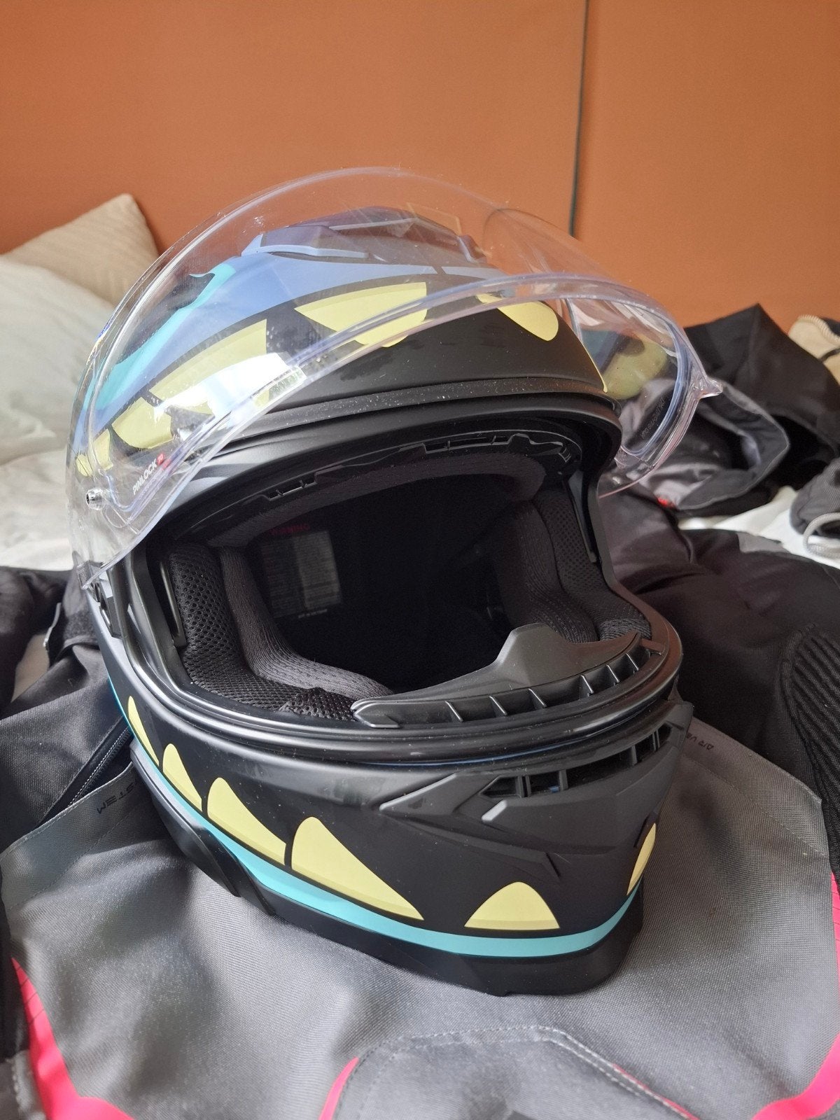 Motorhelm HJC i71 Stitch Disney nieuwstaat maat S 55-56, HJC, Ophalen of Verzenden, Integraalhelm, S