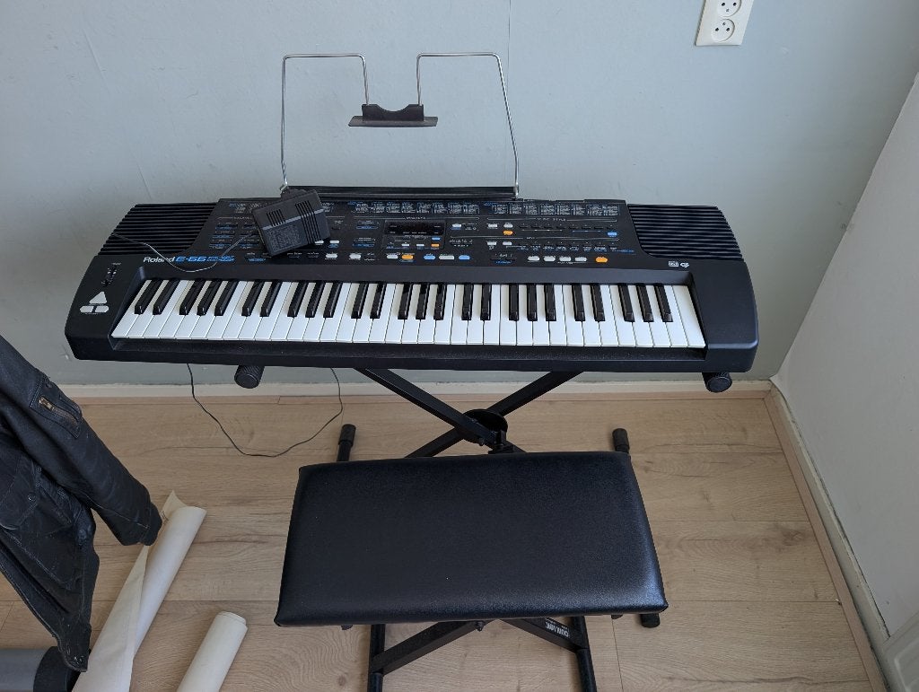 Orgel Roland E-66, Ophalen, Gebruikt, 2 klavieren, Orgel