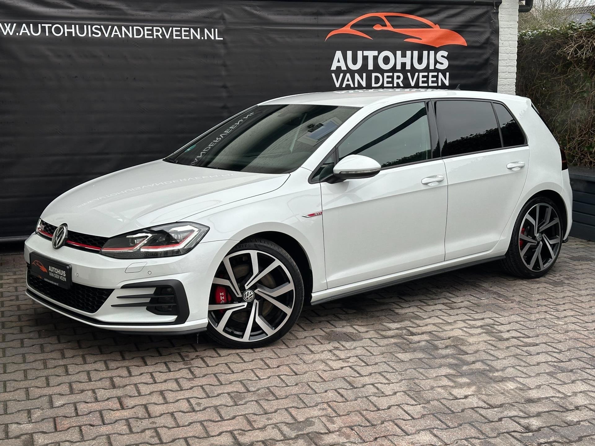 Volkswagen GOLF 2.0 TSI GTI Performance, .... KM, Standkache, 1345 kg, Stof, Gebruikt, Euro 6