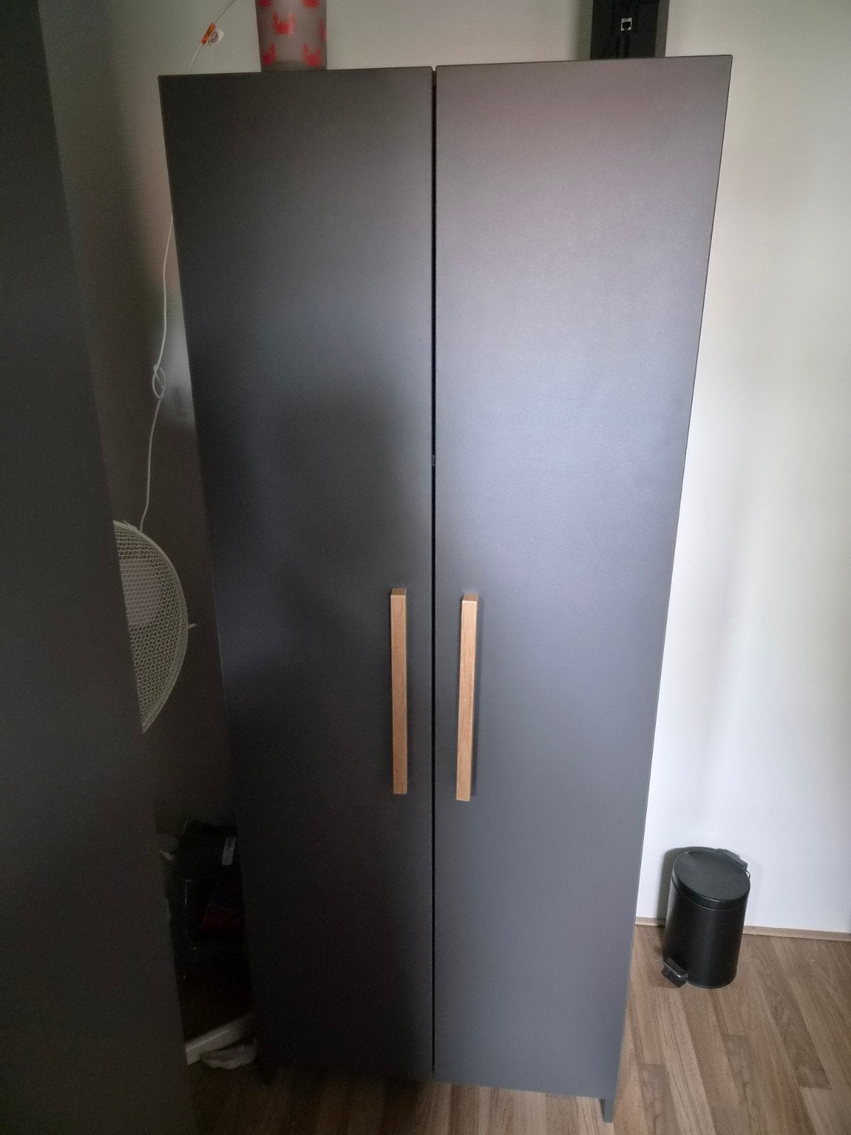 Kinderkast en commode set - Donkergrijs, Ophalen, Gebruikt, 50 tot 70 cm, 105 cm of meer