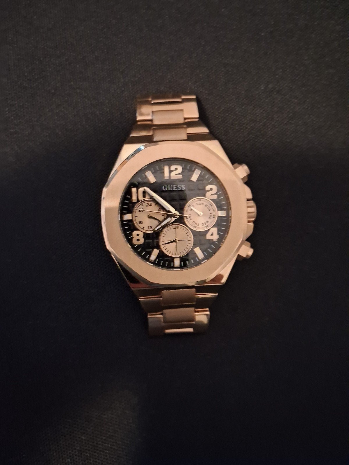 GUESS Empire horloge, Ophalen