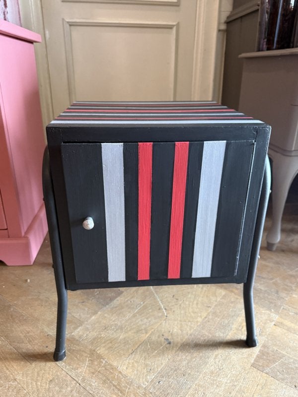 Vintage klein kastje jaren 60 retro nachtkastje sixties VdlM, Ophalen, Huis en Inrichting