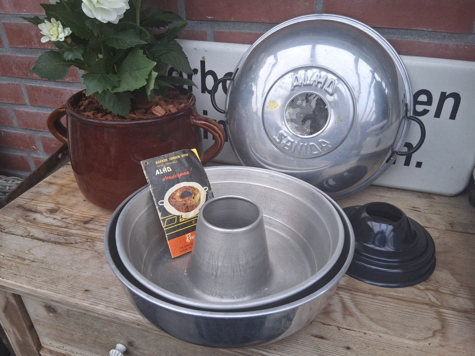 Alho Hoogeveen wonderpan met vlamverdeler en recepten boekje, Antiek en Kunst, Ophalen of Verzenden