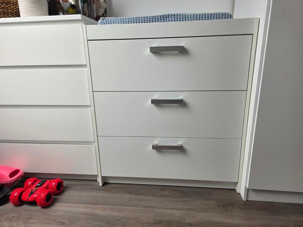 Commode met verschoonkussen, Gebruikt, 50 tot 70 cm, Ophalen of Verzenden, 75 tot 100 cm