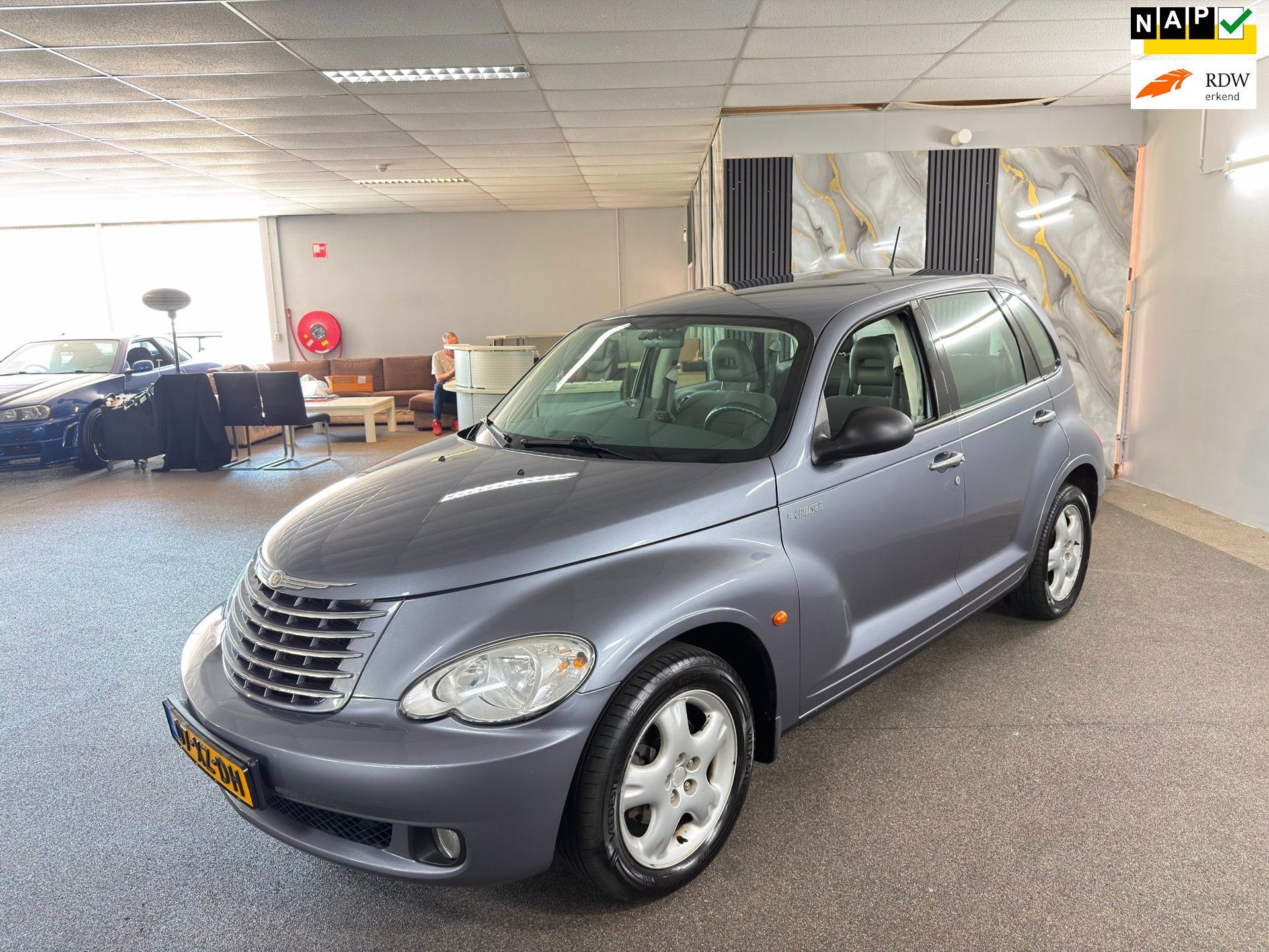 Chrysler PT Cruiser 2.4i Touring Apk NieuwAutomaat,Airco,Cru, Gebruikt, 1445 kg, Grijs, Hatchback