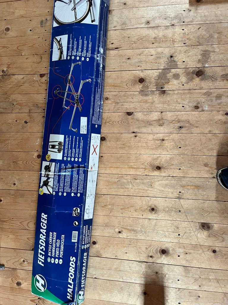 Halfords Fietsendrager voor dakrail, Ophalen of Verzenden, 1 fiets, Gebruikt, Brede banden