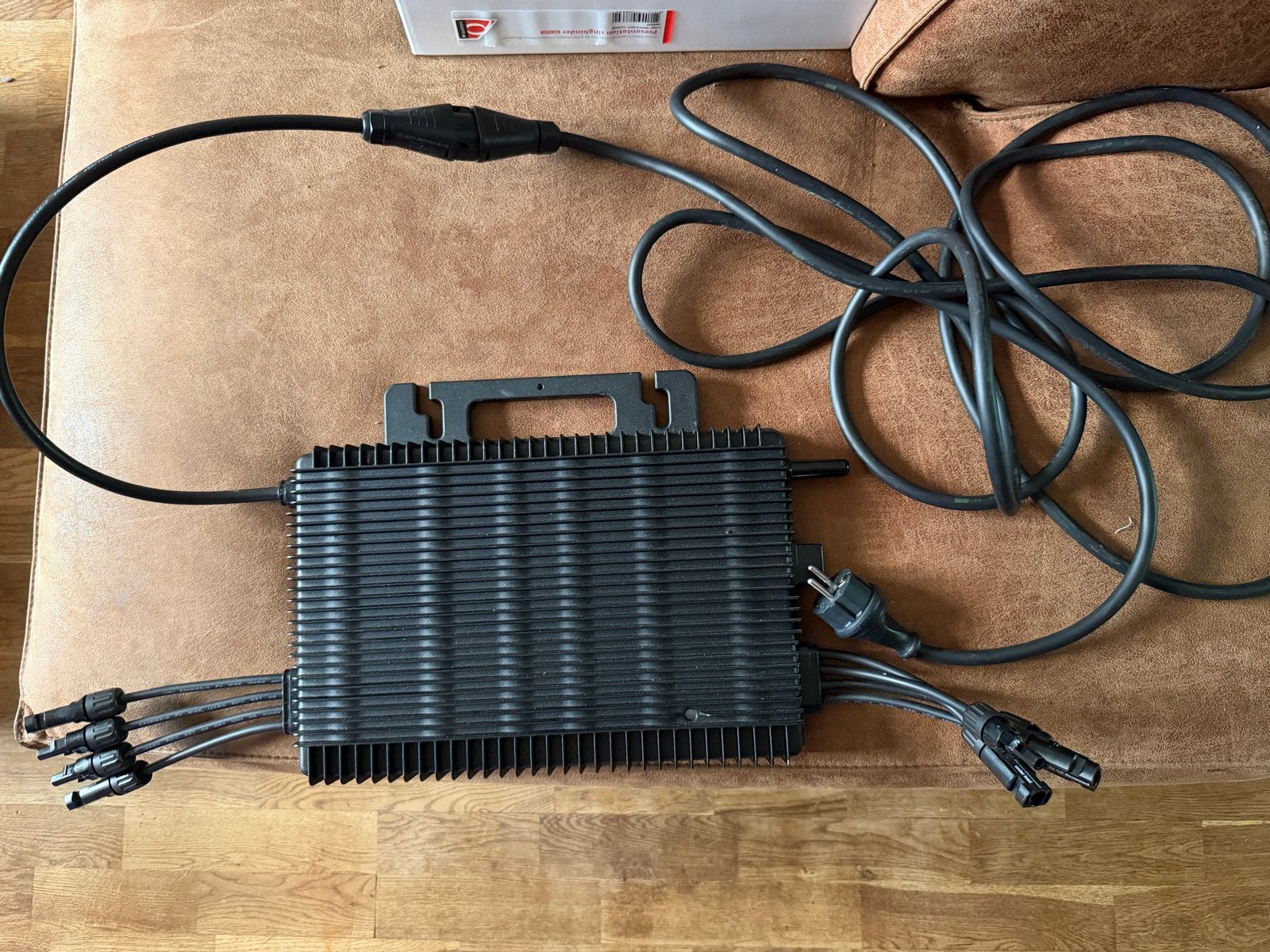 Hoymiles HMS-2000-4WB Micro-omvormer, Ophalen of Verzenden, Zo goed als nieuw, Overige typen
