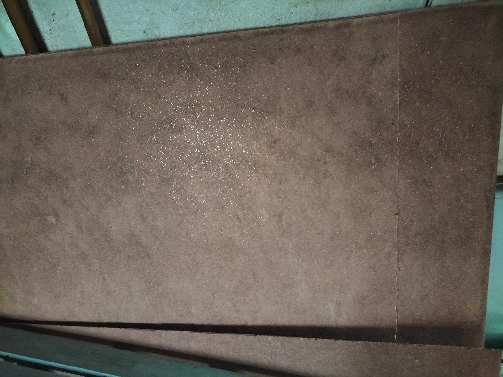 3 nieuwe asbestvrije platen en 2 grote reststukken, Ophalen, Nieuw