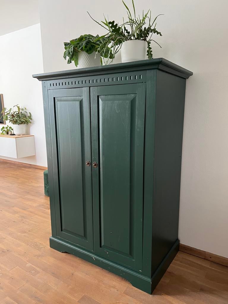 Oude houten kast, Huis en Inrichting, Ophalen of Verzenden, Zo goed als nieuw, 120 tot 170 cm