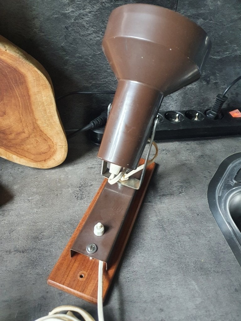 Vintage Bruine Wandlamp met Houten Basis, Ophalen of Verzenden