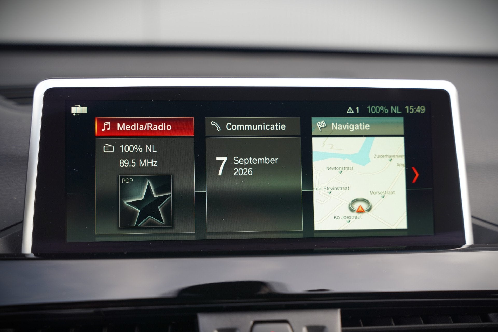 Foto 36 van BMW X1 xDrive20i High Executive | Panoramadak | Head-Up Disp