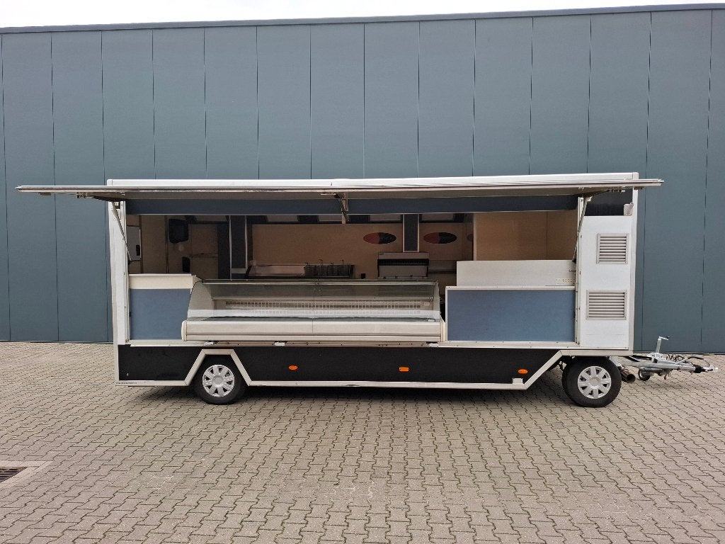 Verkoopwagen / Foodtruck Innovan, Ophalen