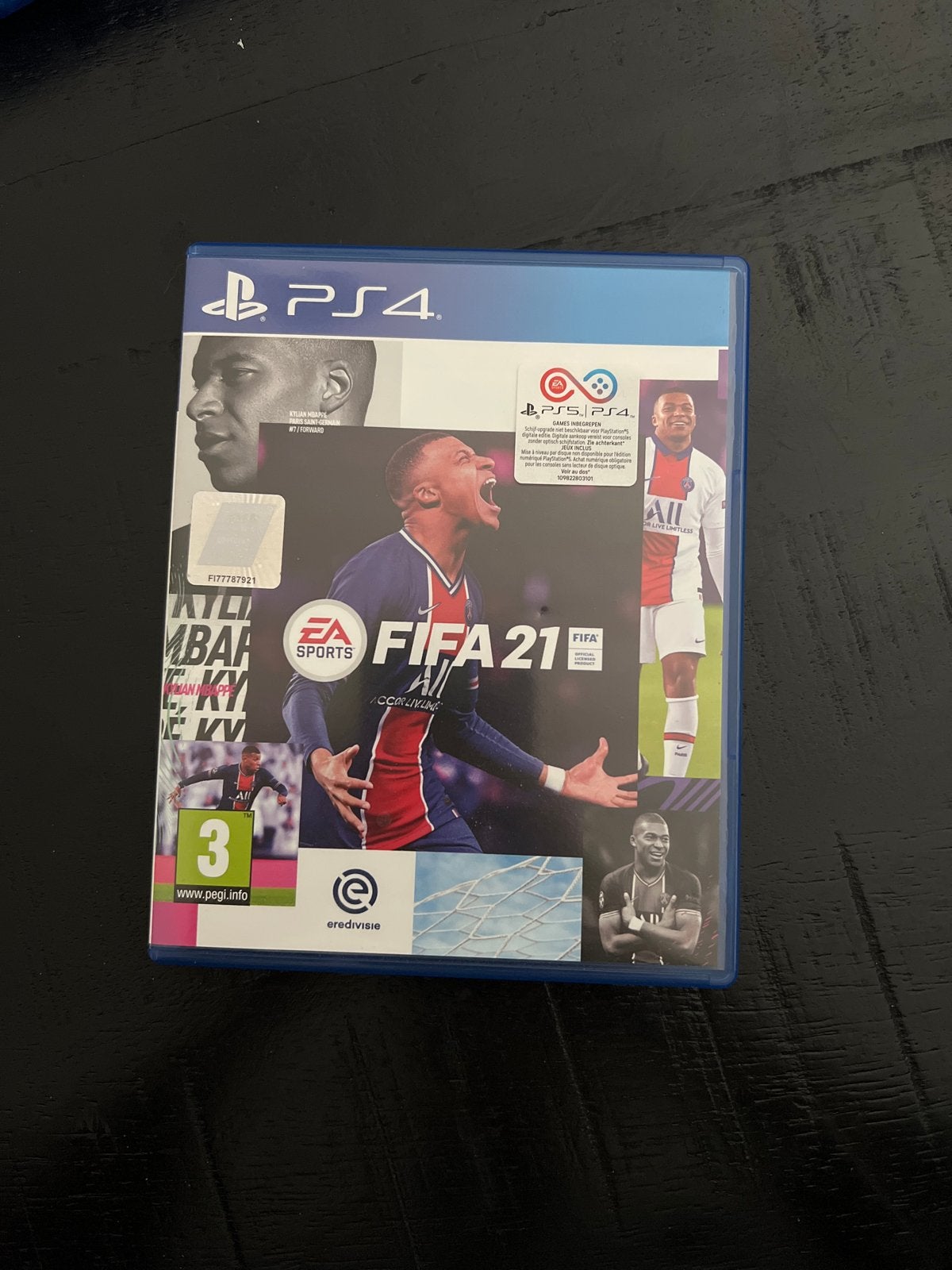 Fifa 21 PS4, Ophalen of Verzenden, Zo goed als nieuw, Sport, 3 spelers of meer
