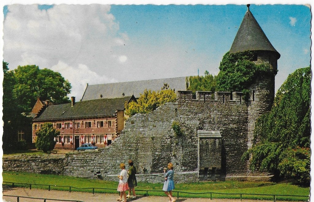 Ak7 oude gelopen ansichtkaart faliezusterspark maastricht, Ophalen of Verzenden, 1960 tot 1980, Gelopen, Limburg