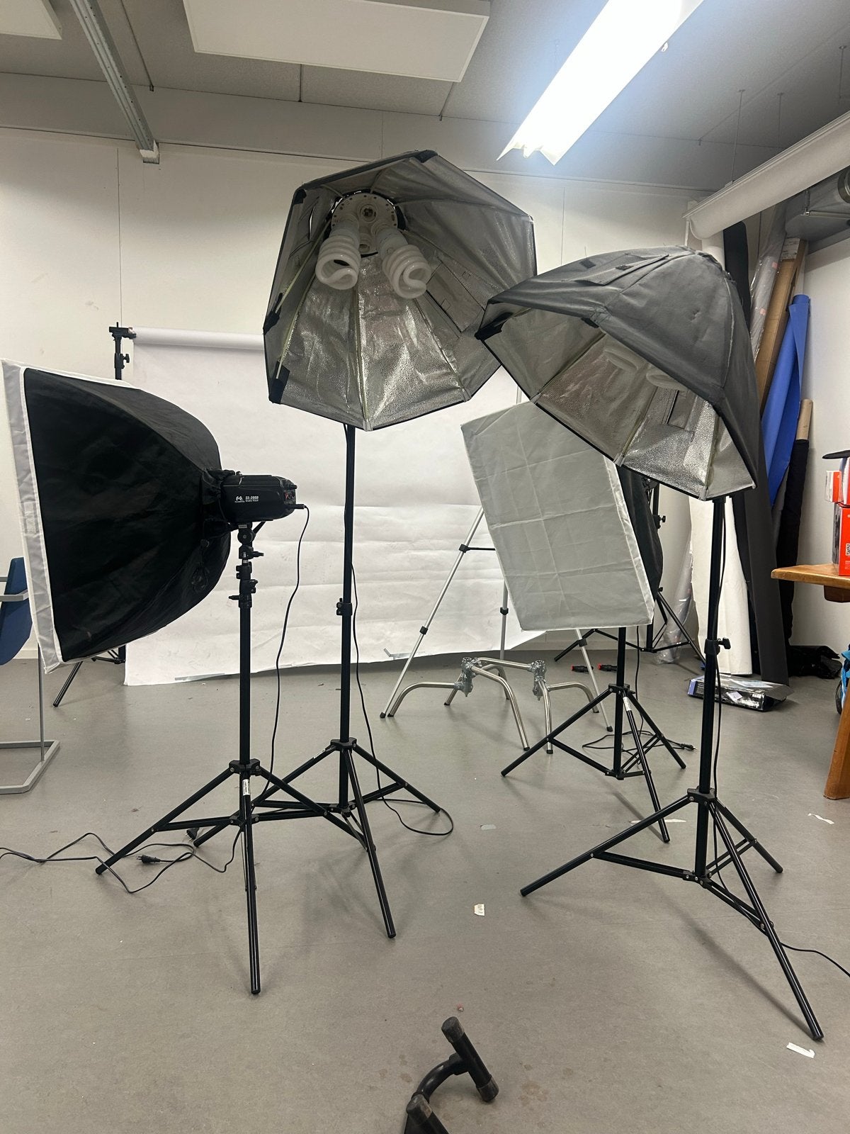 Complete Fotostudio Set met Flitsers, Lampen en Statieven, Audio, Tv en Foto, Fotografie | Fotostudio en Toebehoren, Ophalen, Gebruikt