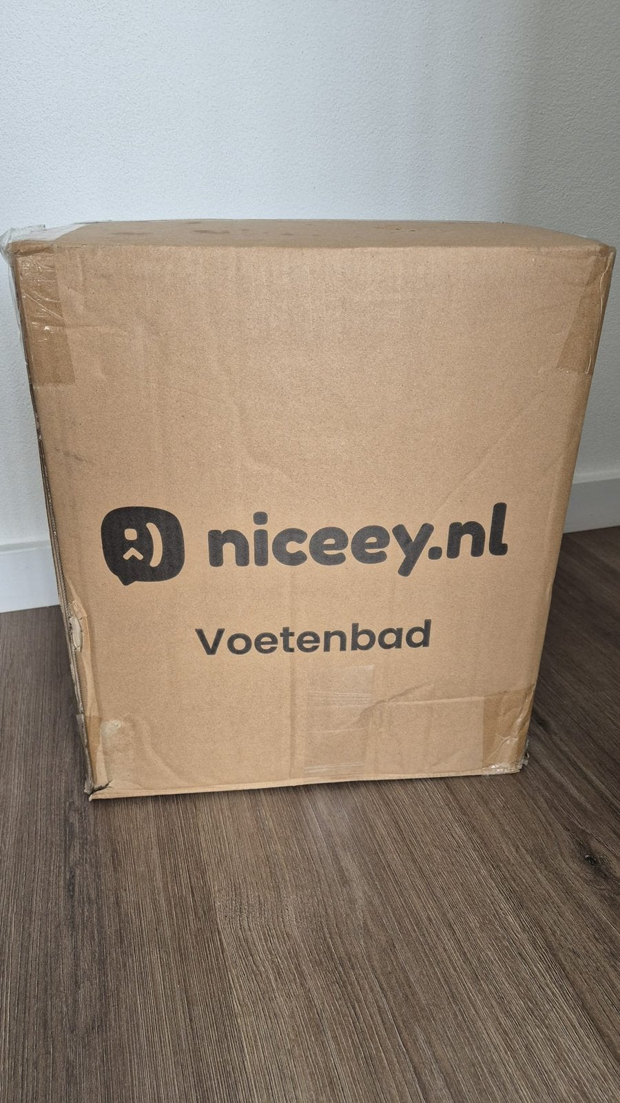 Voetenbad, Ophalen, Zo goed als nieuw, Hand- en Voetverzorging
