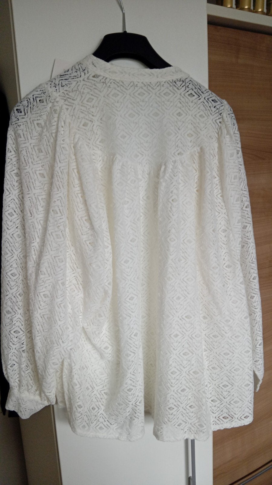 Crèmekleurige Blouse - Nieuw - Maat XXL (valt ruim)), Ophalen of Verzenden, Nieuw, Maat 46/48 (XL) of groter, Beige