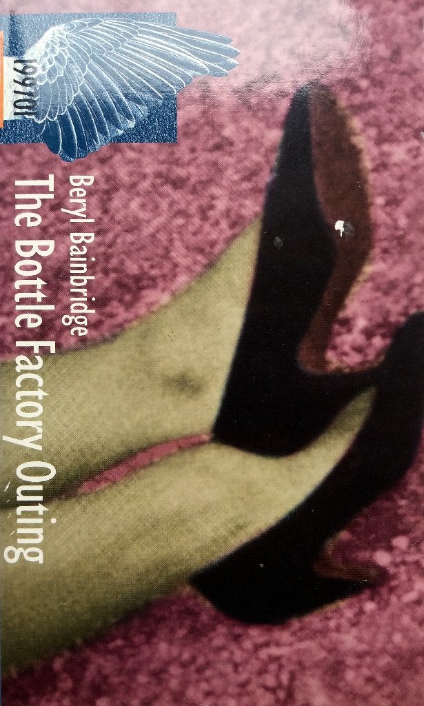 Beryl Bainbridge - The Bottle Factory Outing (Ex.4) (ENGELST, Ophalen of Verzenden, Gelezen, Fictie