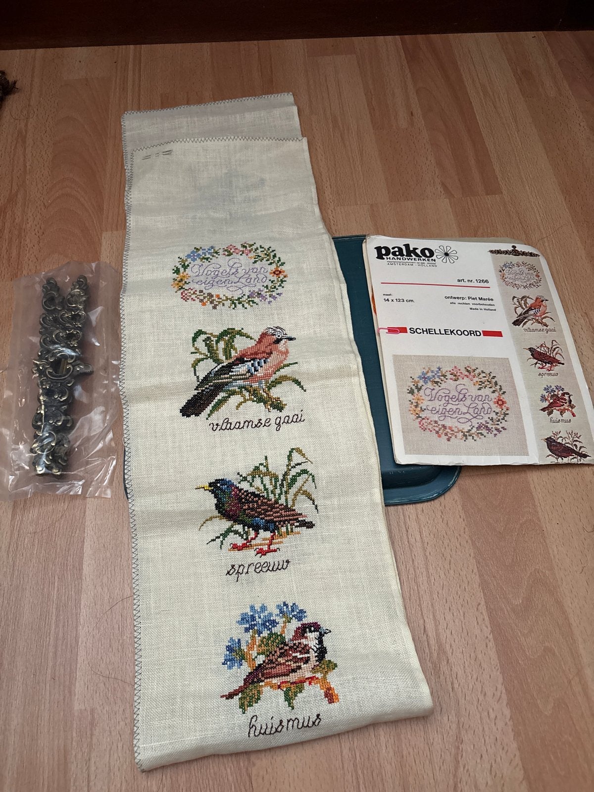 Pako Schellekoord Borduurpakket Vogels van eigen bodem, Hobby en Vrije tijd, Ophalen of Verzenden, Nieuw, Handborduren, Borduurpakket