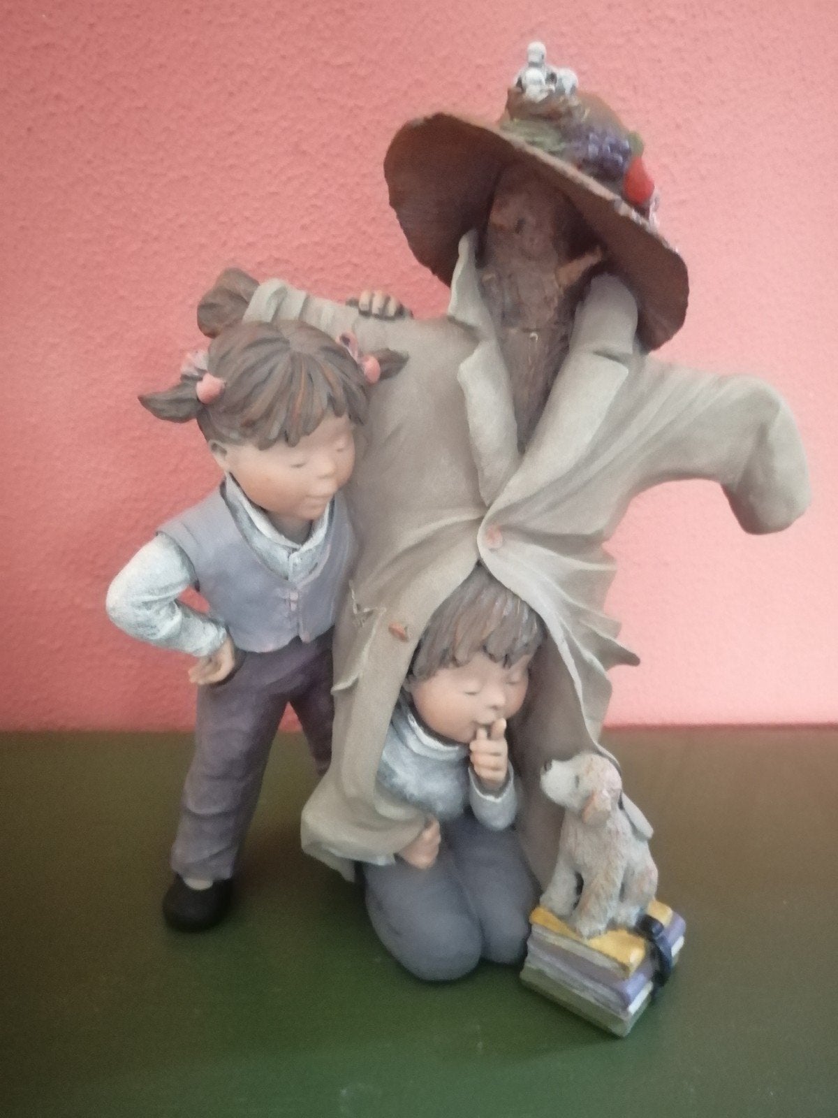 Elisa Montserrat vogelverschrikker met kinderen, Ophalen of Verzenden, Zo goed als nieuw, Mens
